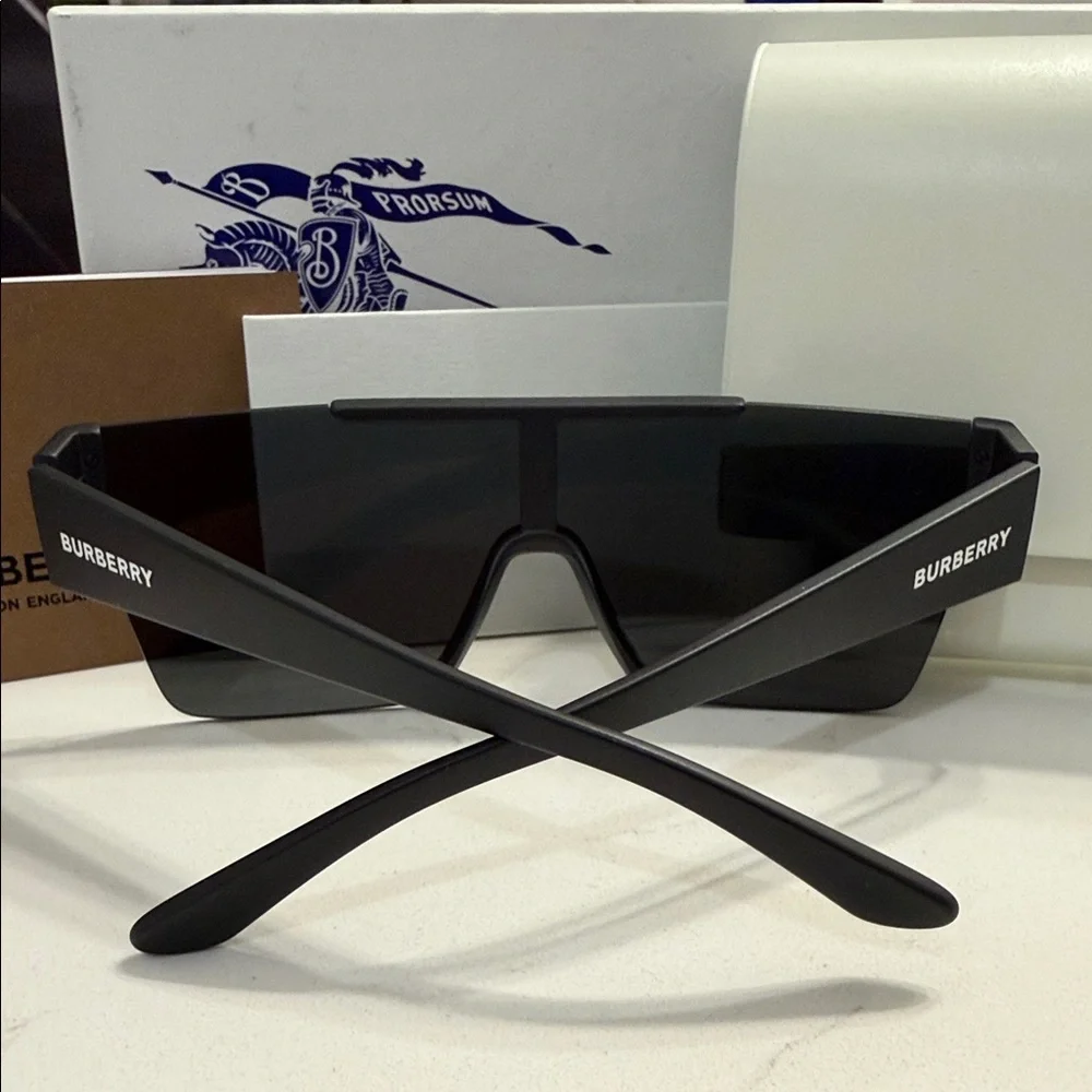 Burberry Black Shield Visor Sunglasses - Picture 3 of 6